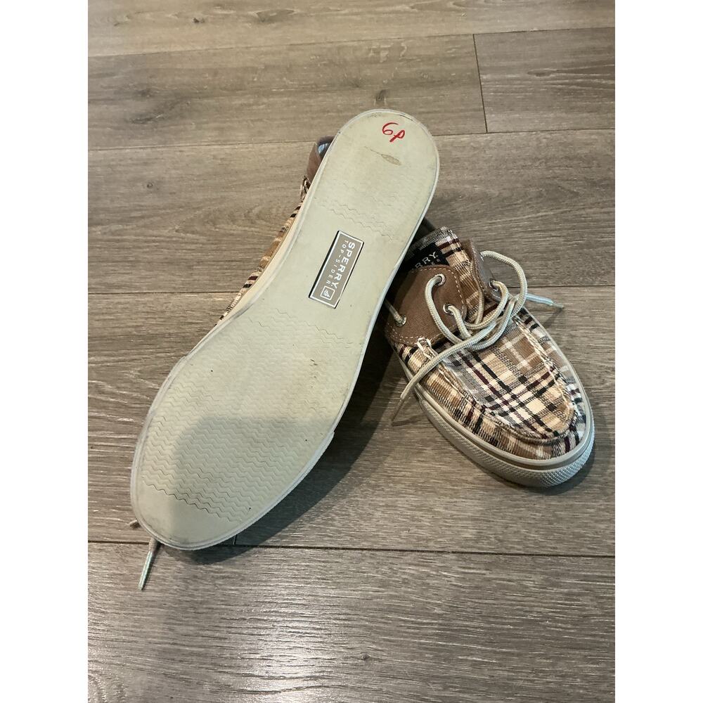 Sperry - Picture 3 of 8